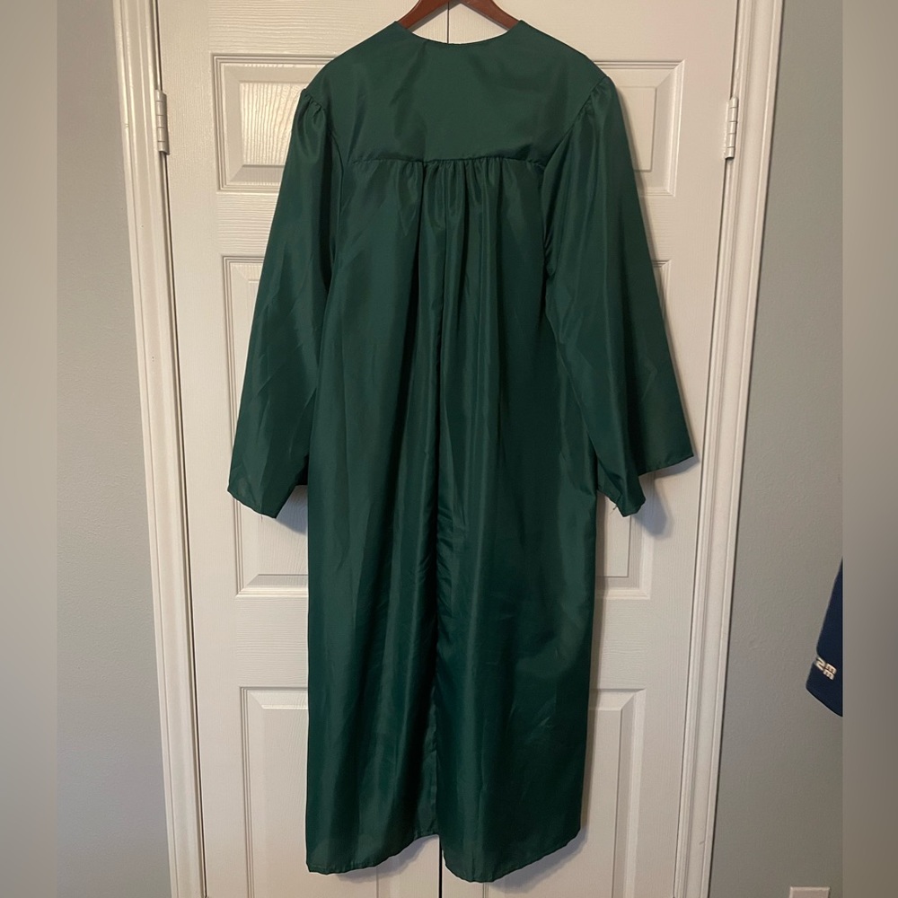 Jostens Graduation Robe - Picture 2 of 3